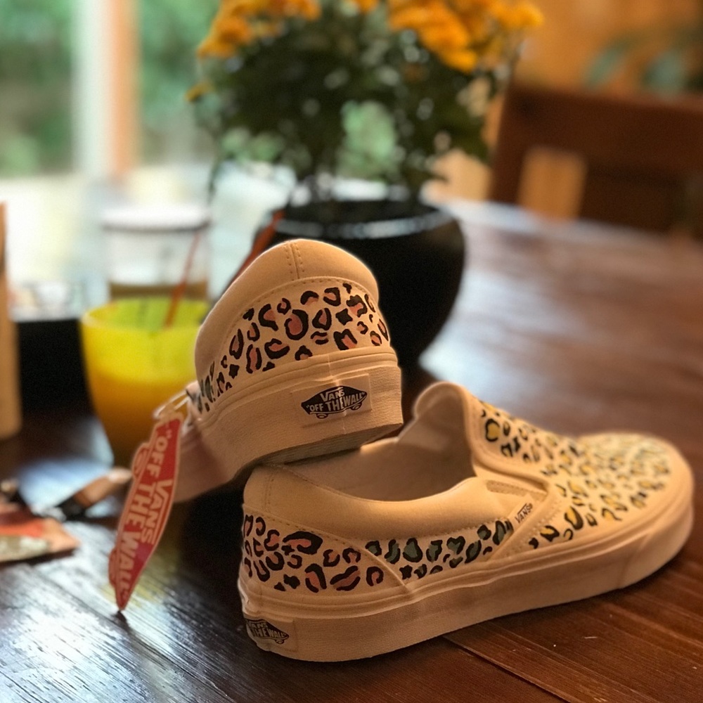🎨Custom Handmade Colorful Cheetah Vans🎨 - Picture 5 of 6